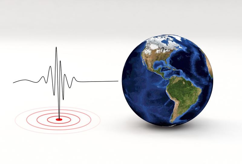 機器學習用於預測及分析地震活動 