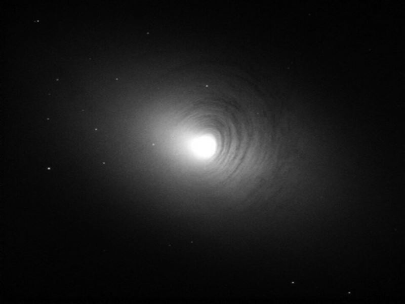 中研院發現最遙遠透鏡星系