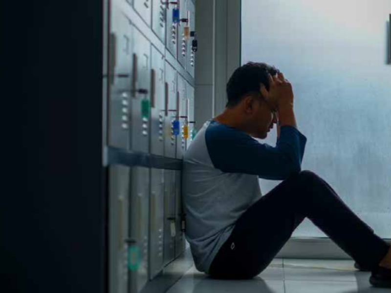 憂鬱症藥物會成癮或「越吃越沒效」嗎？你應該要知道的憂鬱症藥物治療真相
