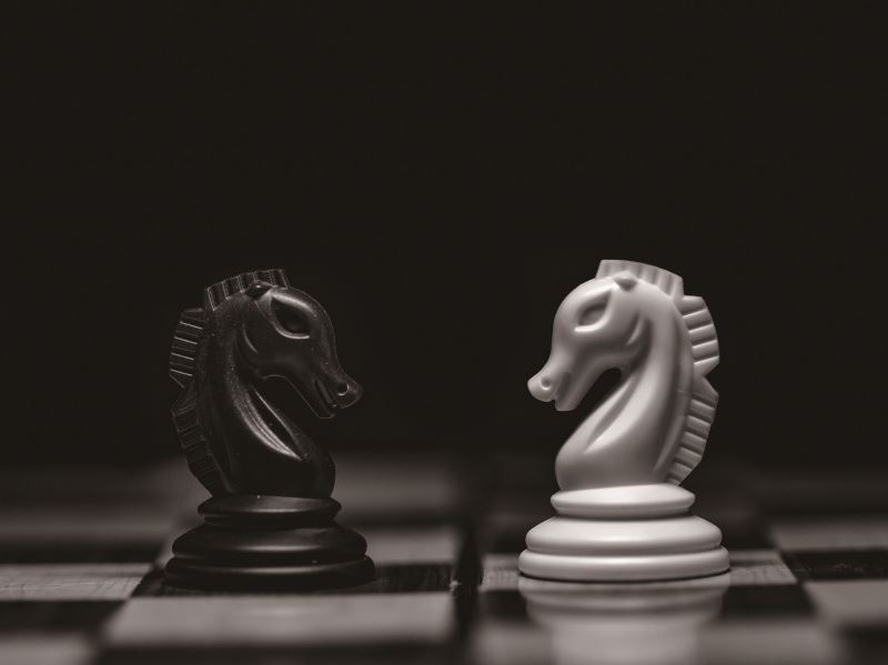 奪回社群媒體演算主導權 打擊政治兩極化的產生