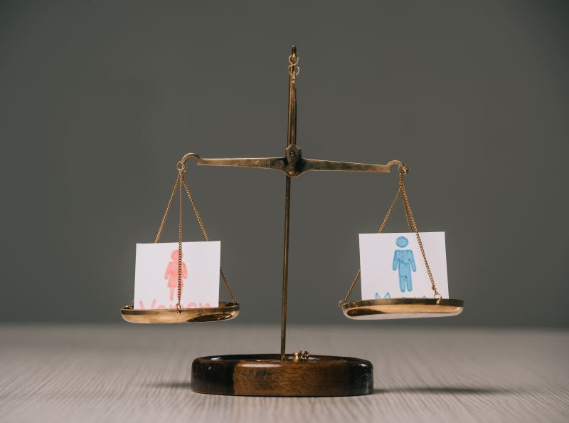 流動的公平線、披著科學外衣的性別刻板 運動賽事中性別檢測與規則演變